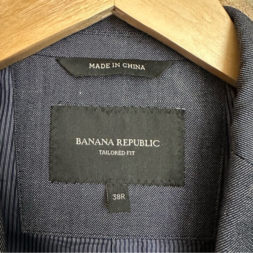 Banana Republic Tailored Fit Blue Wool, Linen, and Cotton Jacket - Picture 3 of 8